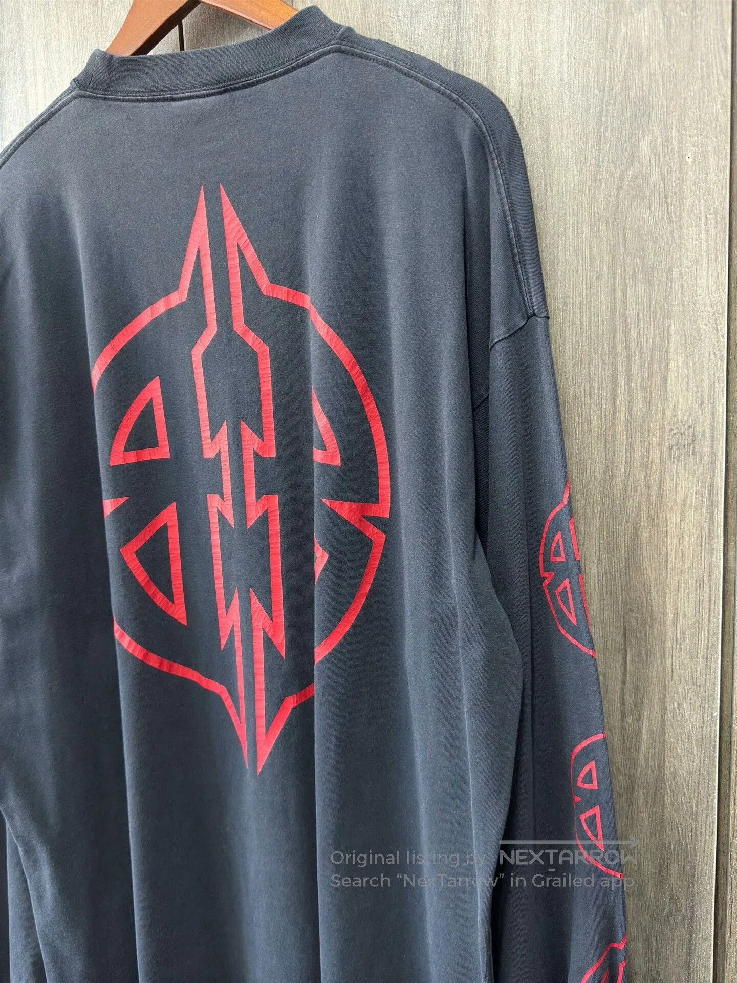 Balenciaga Balenciaga Bitcoin Distressed Longsleeve. Size US S / EU 44-46 / 1 - 9 Thumbnail