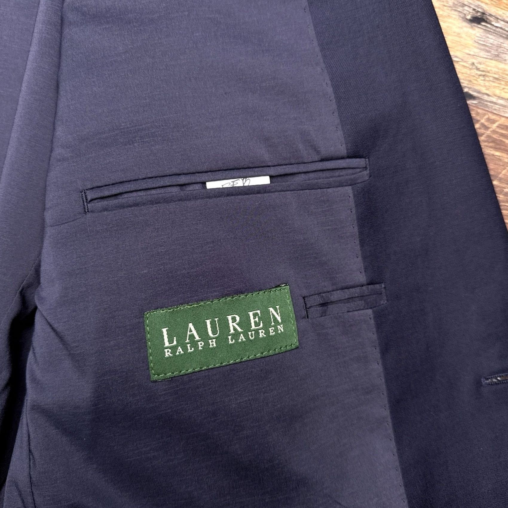 Ralph Lauren Lauren Ralph Lauren Blazer 42R Navy Wool Gold Buttons Blazer Jacket Solid Blue Mens Regular 2-Button Notch Lapel Vintage No Size 42R - 4 Thumbnail