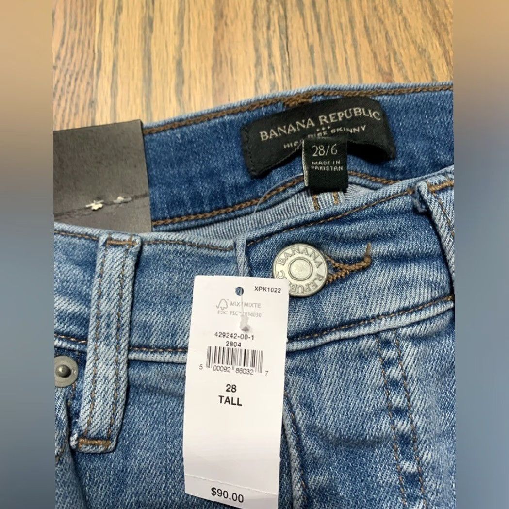 Banana Republic NWT Banana Republic Vintage Stretch Skinny Jeans 28/6 T Women's Blue Ankle Regular 28 Distressing Spot Near Crotch Size 28" / US 6 / IT 42 - 7 Thumbnail