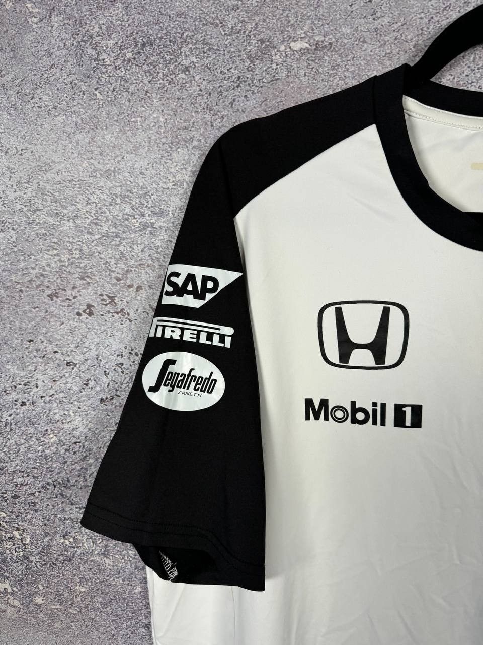 Formula 1 × Honda × Malcolm McLaren McLaren Racing Team Honda F-1 Formula 1 Jersey White XL size Size US XL / EU 56 / 4 - 4 Thumbnail