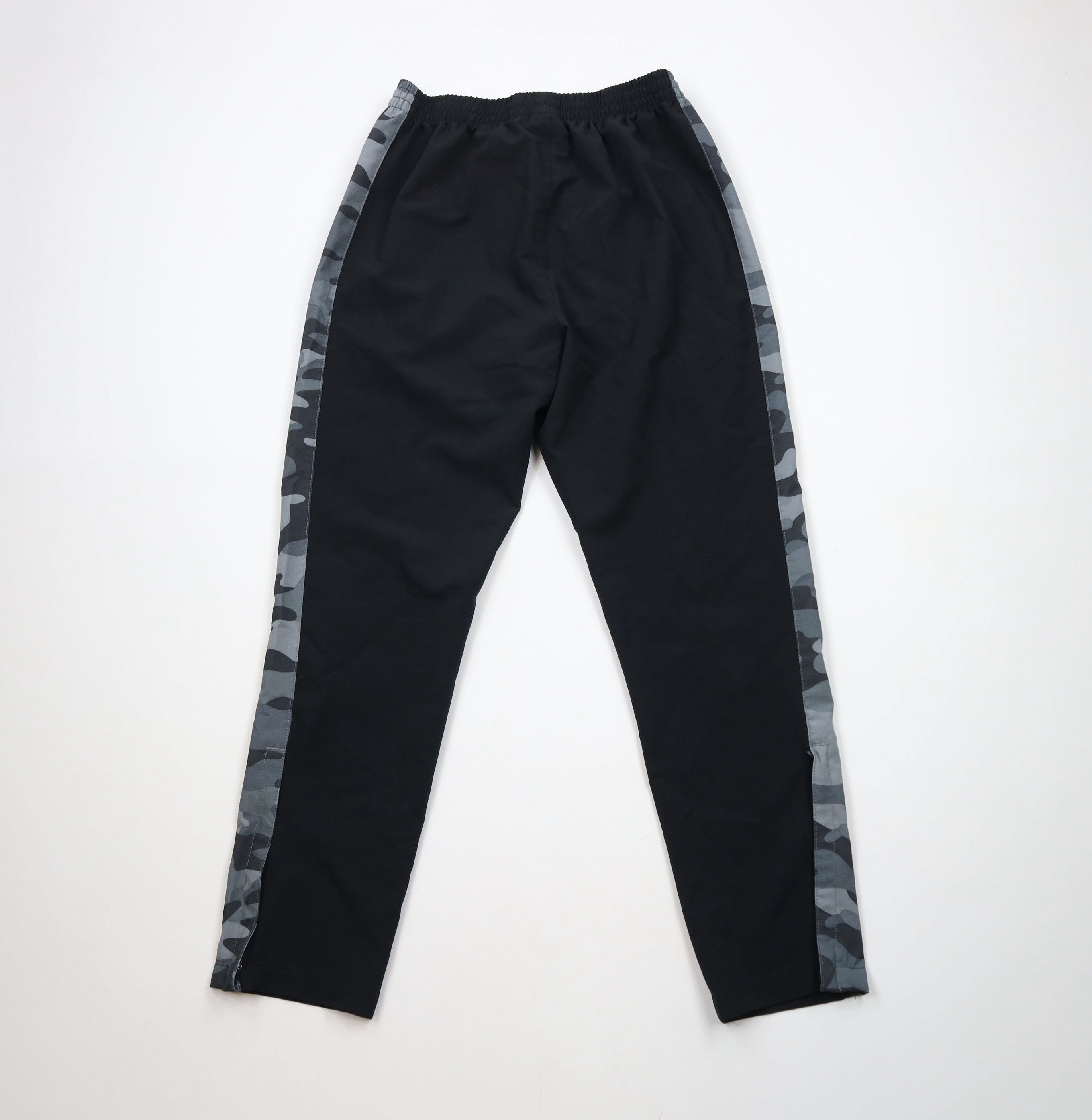 New Balance × Vintage Vintage New Balance Reflective Logo Camouflage Pants Black Size US 36 / EU 52 - 11 Thumbnail