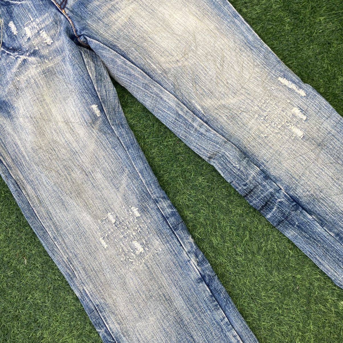 If Six Was Nine HERITAGE STONE FLARED DISTRESSED JEANS Size US 30 / EU 46 - 4 Thumbnail