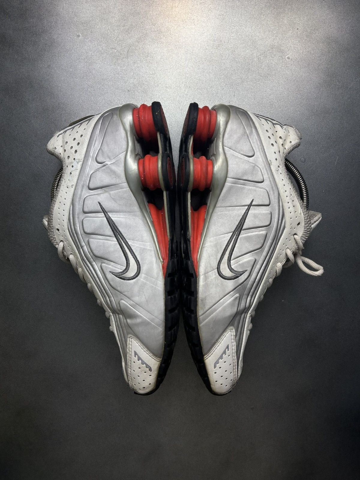 Nike × Vintage OG 2001 Nike Shox R4 Original Release Vintage Nike Kendrick Size US 9 / EU 42 - 13 Thumbnail