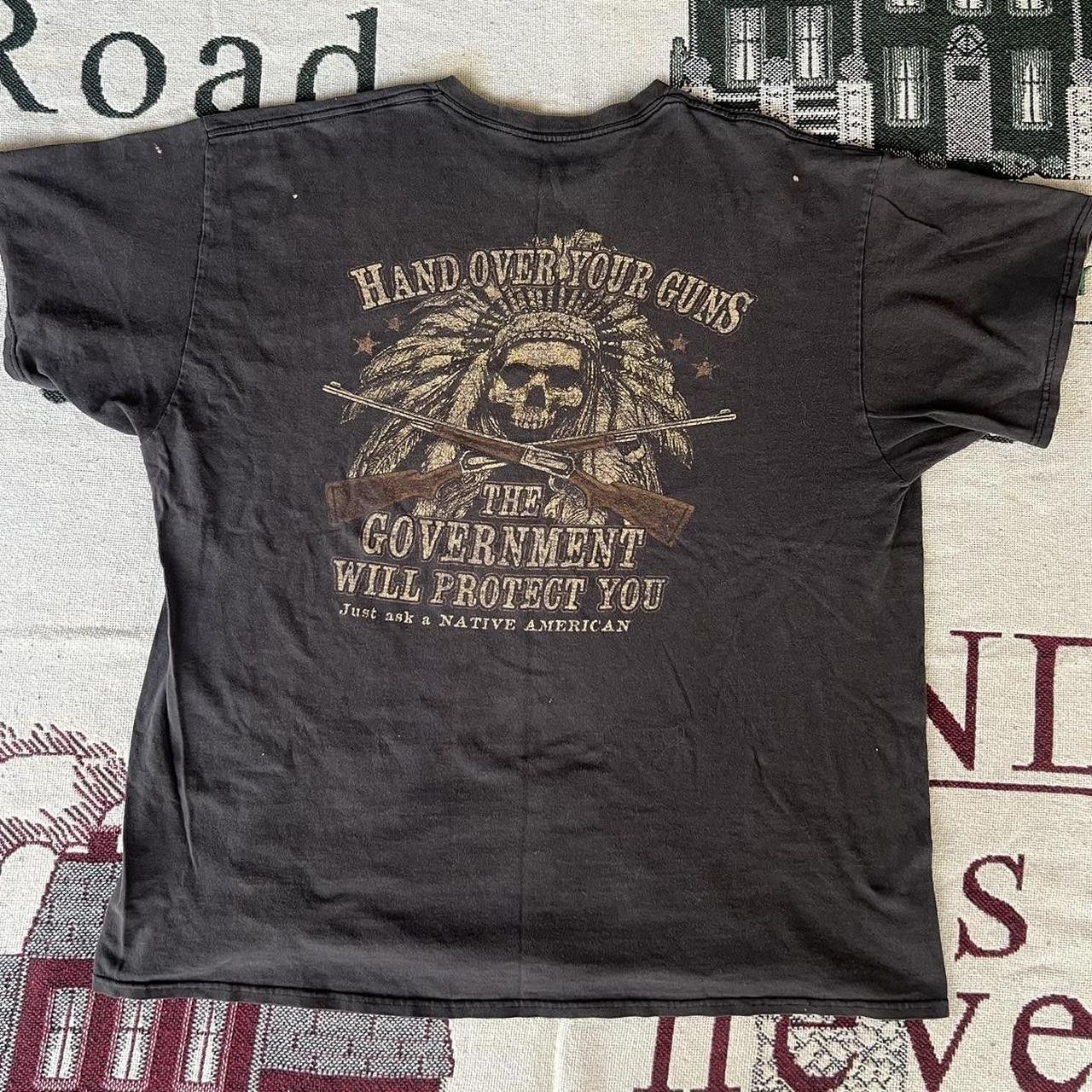 Vintage Crazy Vintage Y2K/2000s Grunge “Hand over your guns” rebellious Native American Vintage graphic tee Size US L / EU 52-54 / 3 - 1 Thumbnail