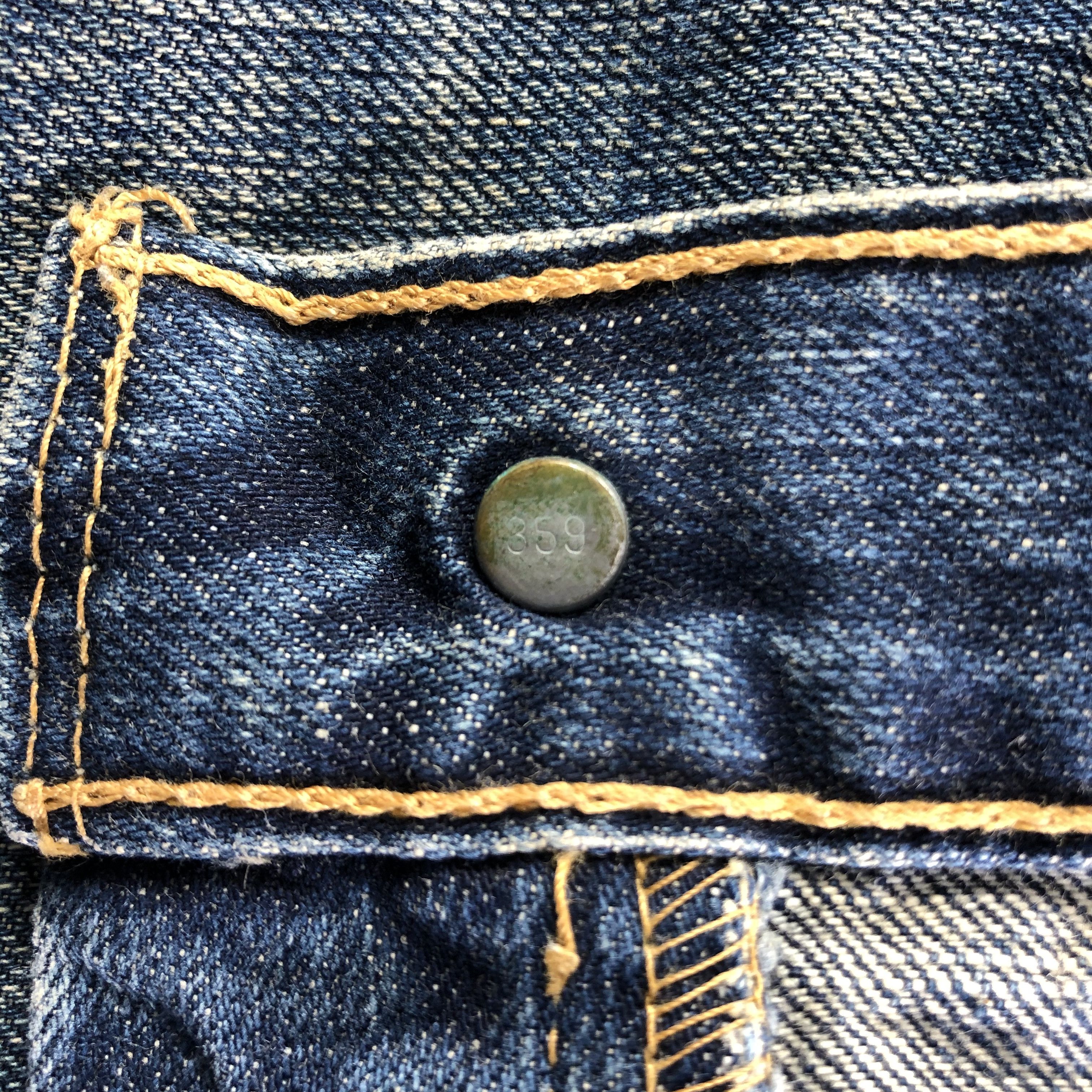 Levi's Vintage Blue Wash Levis 501 Jeans-J3561 Size US 35 - 10 Thumbnail