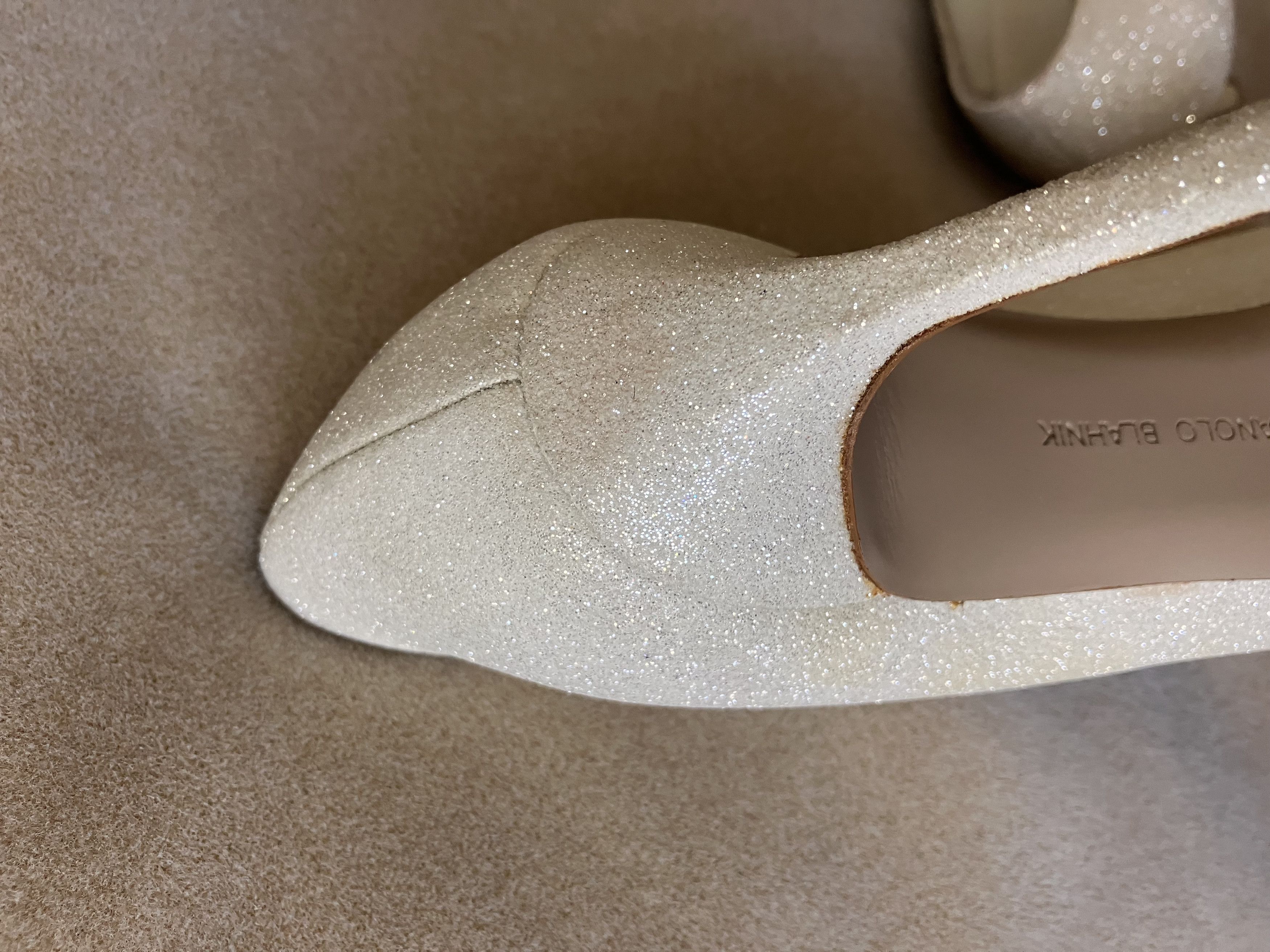 Manolo Blahnik Manolo Blahnik White Sparkly Stiletto Heels - 39 Size US 9 / IT 39 - 9 Thumbnail