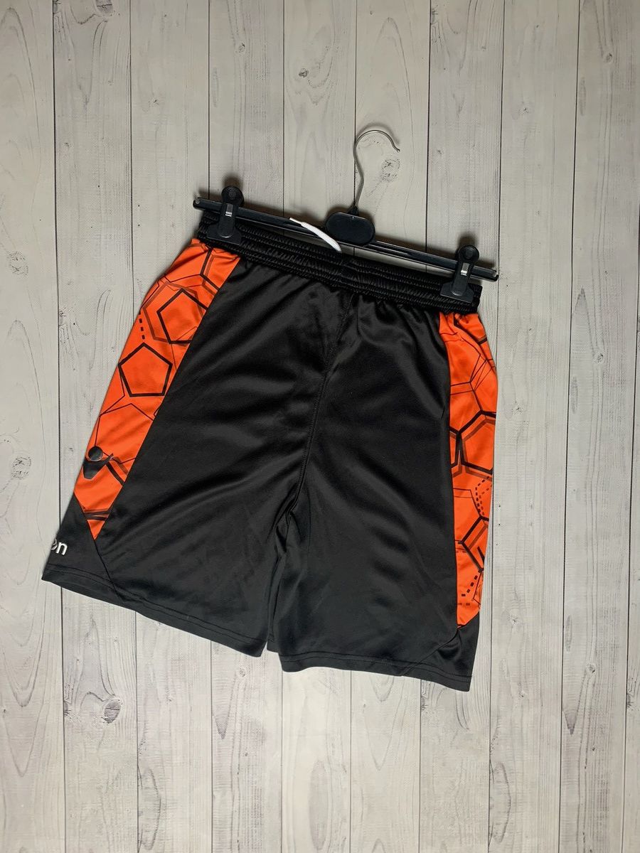 Vintage Vintage Soccer shorts Aston Villa macron size S Black Size US 29 - 3 Thumbnail