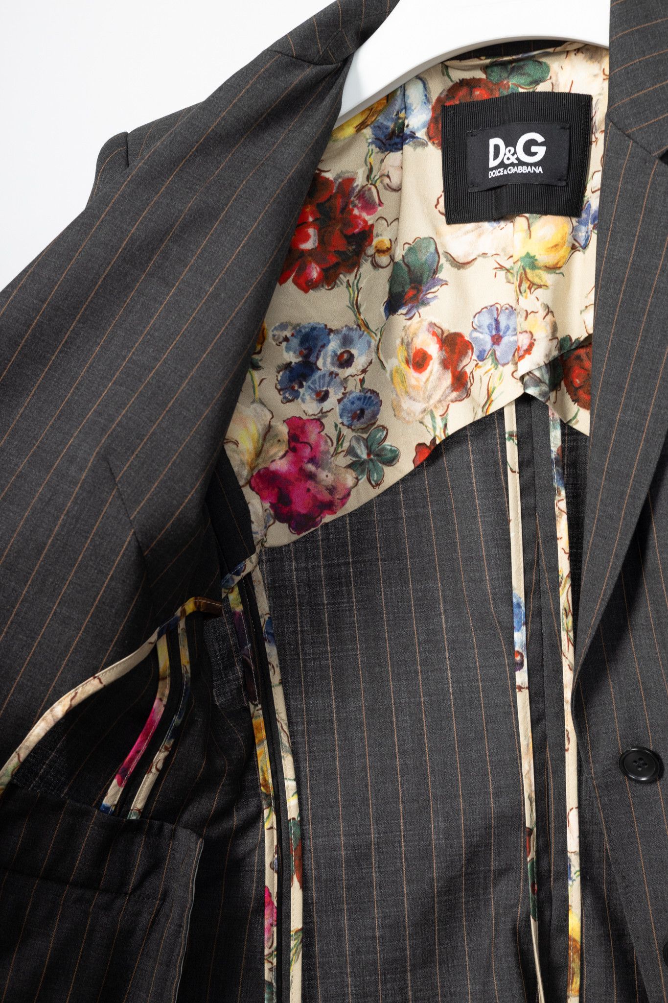 Dolce & Gabbana D&G Dolce & Gabbana Charcoal Pinstripe Stretch-Wool Blazer Size S / US 4 / IT 40 - 9 Thumbnail