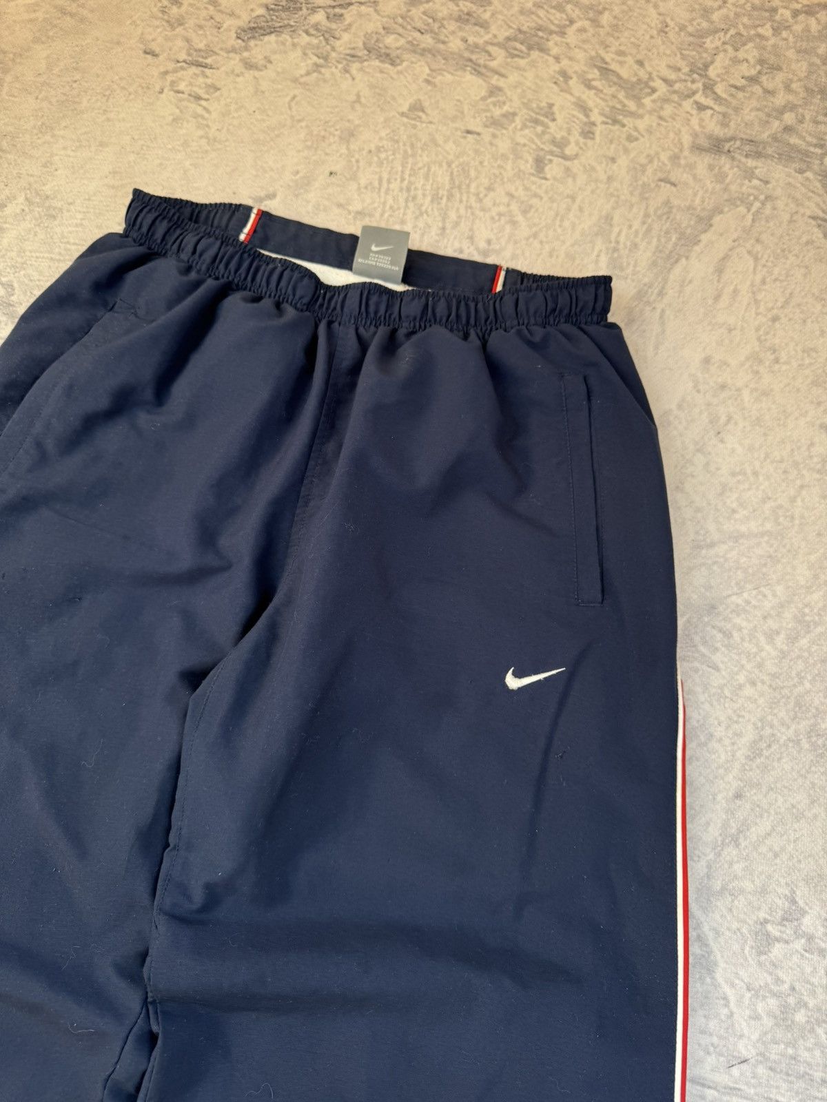 Nike × Vintage NIKE VINTAGE BASIC LOGO OVERSIZE BAGGY PANTS Size US 34 / EU 50 - 4 Thumbnail