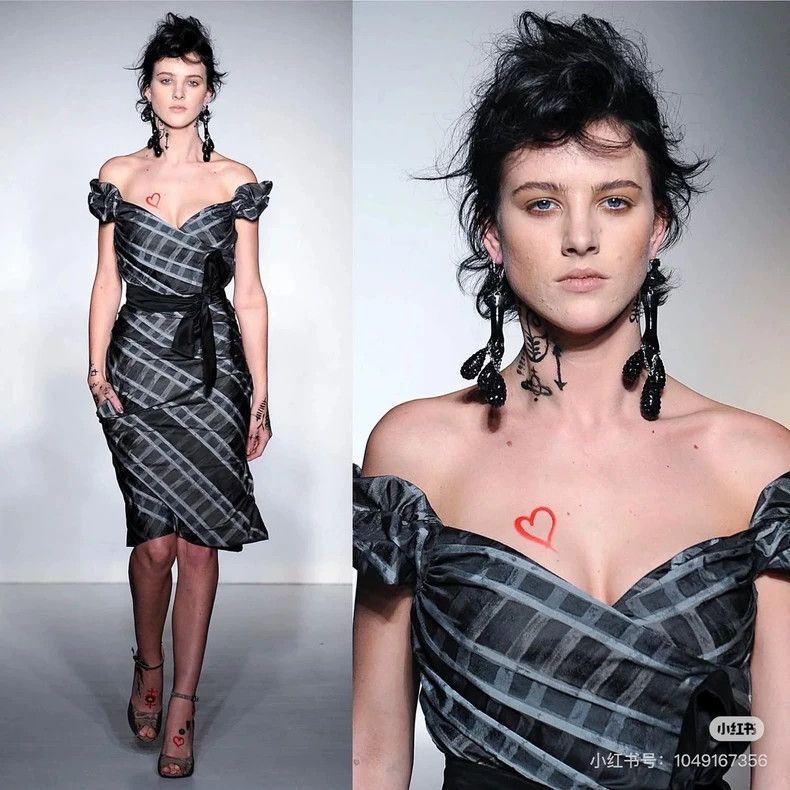 Vivienne Westwood Vivienne Westwood A dress with a vest Size M / US 6-8 / IT 42-44 - 2 Thumbnail