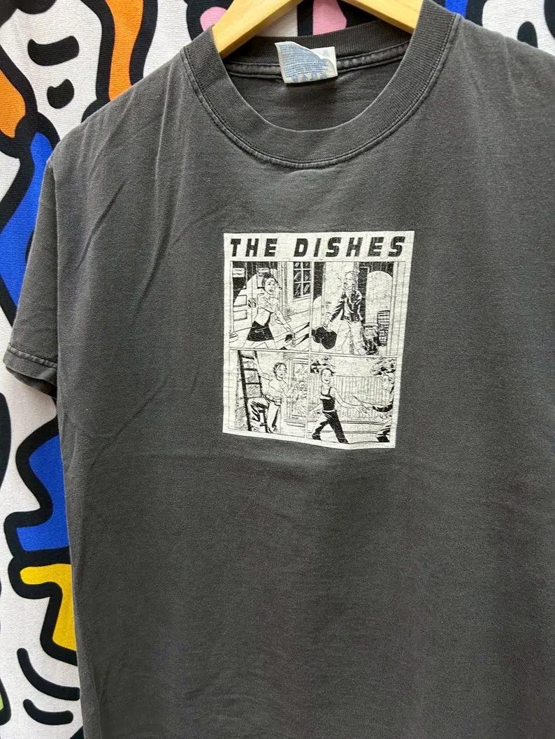Vintage Vintage 2000s The Dishes Sun Faded tshirt size S Size US S / EU 44-46 / 1 - 1 Thumbnail