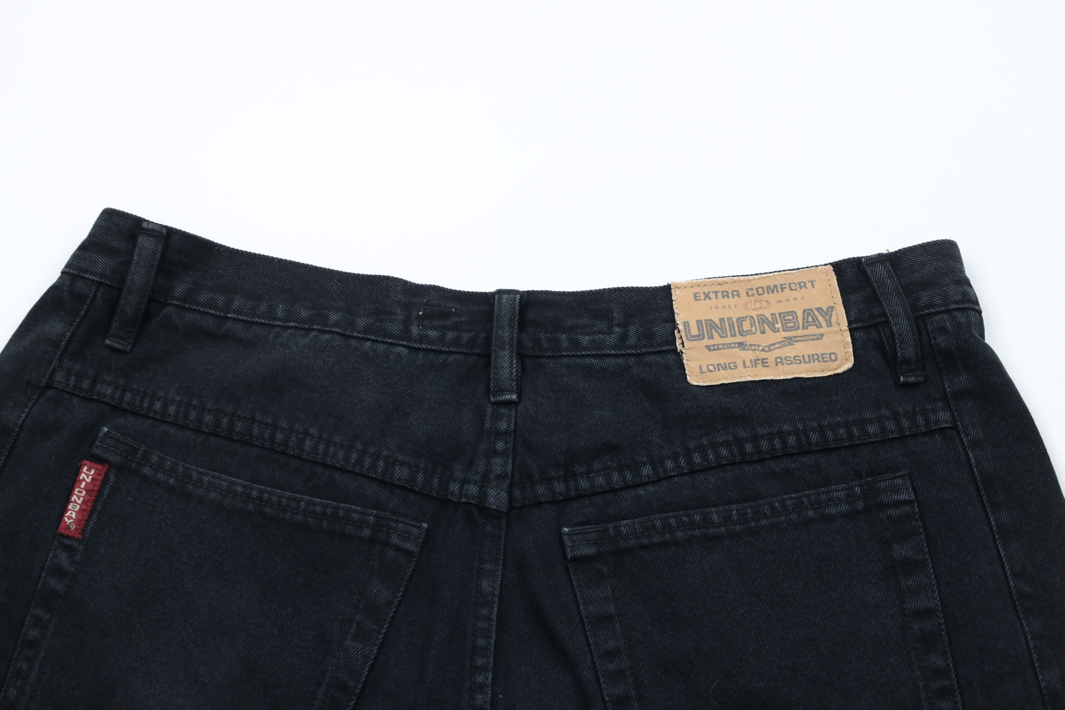 Vintage Vintage 90s Streetwear Fit Denim Jean Shorts Jorts Black Size US 36 / EU 52 - 8 Thumbnail