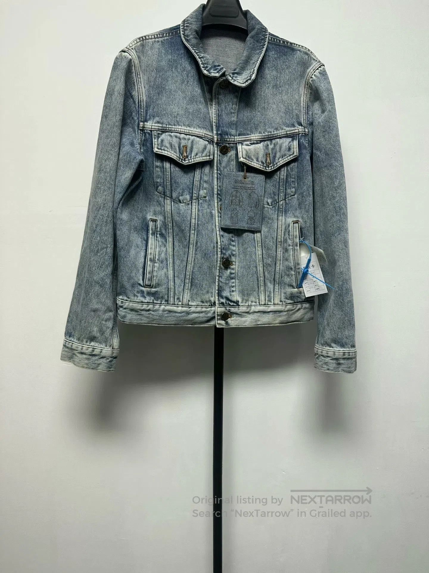 Louis Vuitton Louis Vuitton Washed Denim Jacket. Size US S / EU 44-46 / 1 - 1 Thumbnail