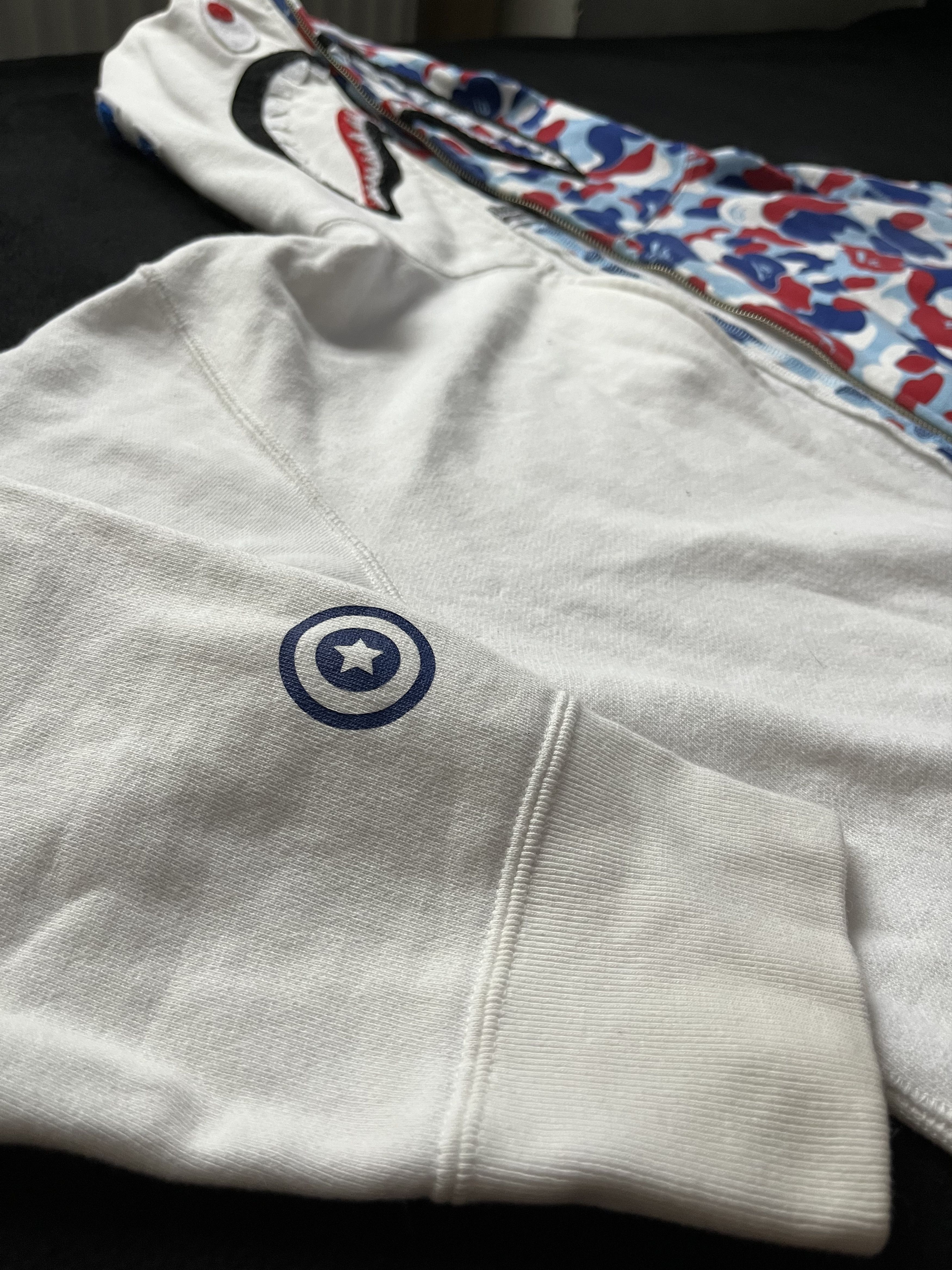 Bape Bape 30th Anniversary Shark hoodie - Paris exclusive Size US XL / EU 56 / 4 - 5 Thumbnail