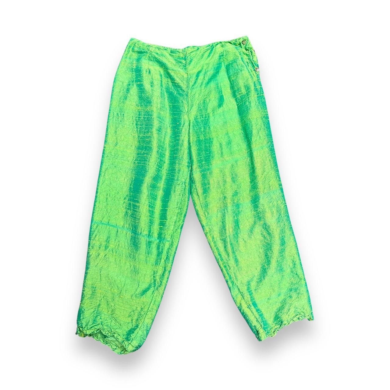 Designer Green Silk Capri Pants Size 32" / US 10 / IT 46 - 1 Thumbnail