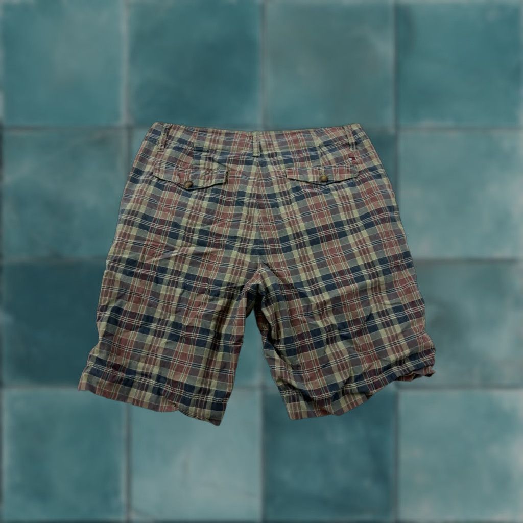 Tommy Hilfiger Tommy Hilfiger Shorts Men’s 34 Plaid Chino Golf Multicolor Cotton, Men, 34, Regular, Plaid Chino Golf Shorts Size US 34 / EU 50 - 1 Thumbnail