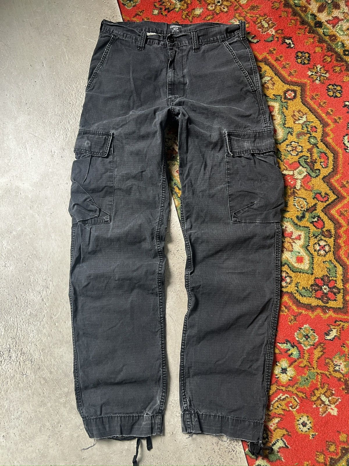 Carhartt Carhartt washed cargo pants baggy fit streetwear style Size US 31 - 1 Thumbnail