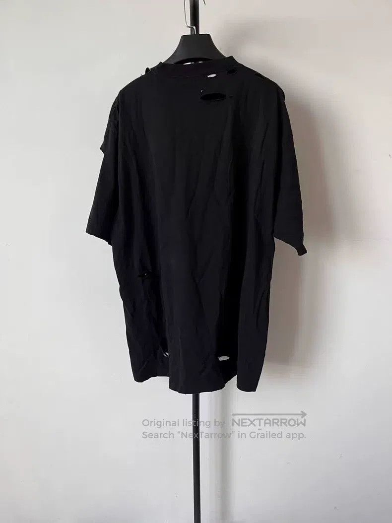 Balenciaga Balenciaga Letter Printed Pattern Ripped Round Neck Short Size US S / EU 44-46 / 1 - 2 Thumbnail