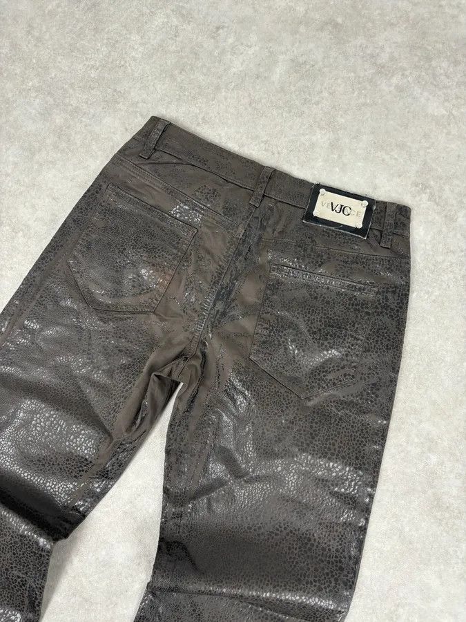 Versace 2000s Versace Leather Reptile Texture Pants Size 26" / US 2 / IT 38 - 7 Thumbnail