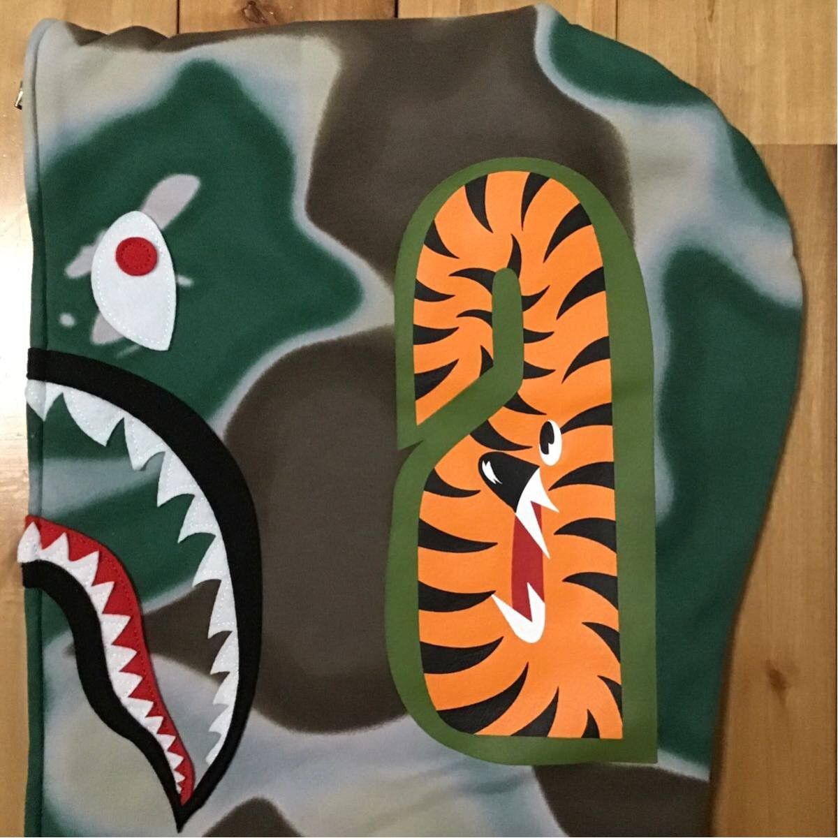 Bape BAPE LIQUID CAMO SHARK FULL ZIP HOODIE a bathing ape Size US M / EU 48-50 / 2 - 5 Thumbnail