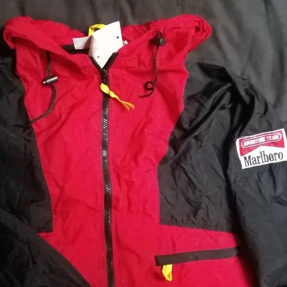 Marlboro × Vintage DS Vintage Marlboro Team Adventure Windbreaker Track Suit Size US L / EU 52-54 / 3 - 2 Thumbnail