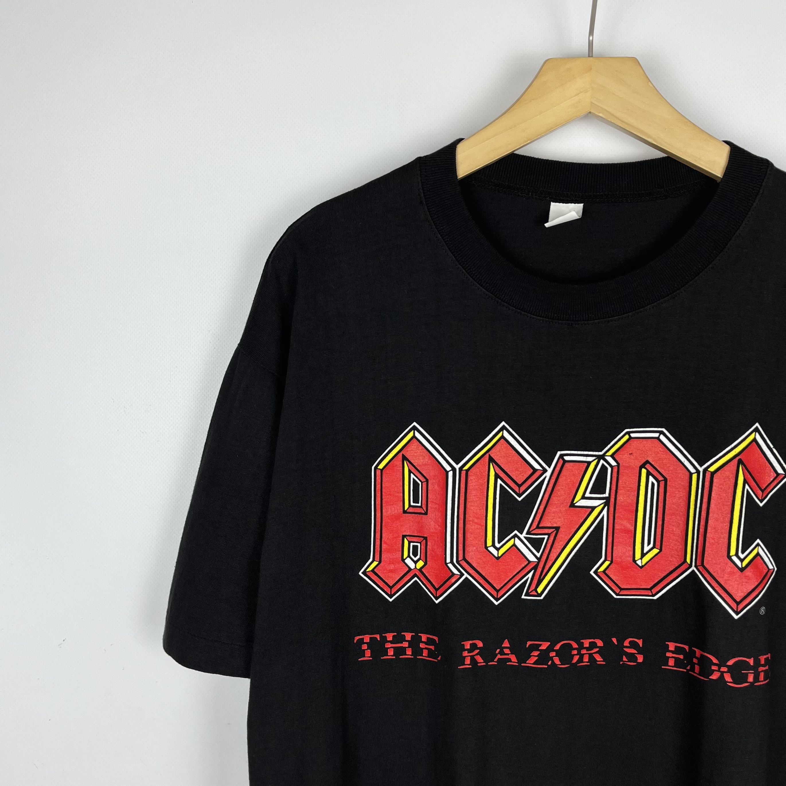 Band Tees Vintage AC/DC The Razors Edge Rare Rock Band T Shirt 1990’s Size US L / EU 52-54 / 3 - 6 Thumbnail