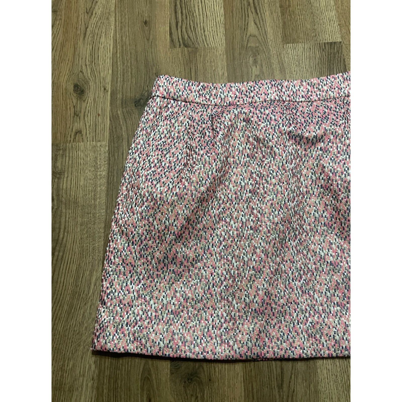 J.Crew **J.CREW Women's Size 8 Mini Tweed Skirt, Zip Back, Pink** User: **J.CREW Women's Size 8 Mini Skirt, Tweed, Zip Back, Pink** Size 30" / US 8 / IT 44 - 4 Thumbnail