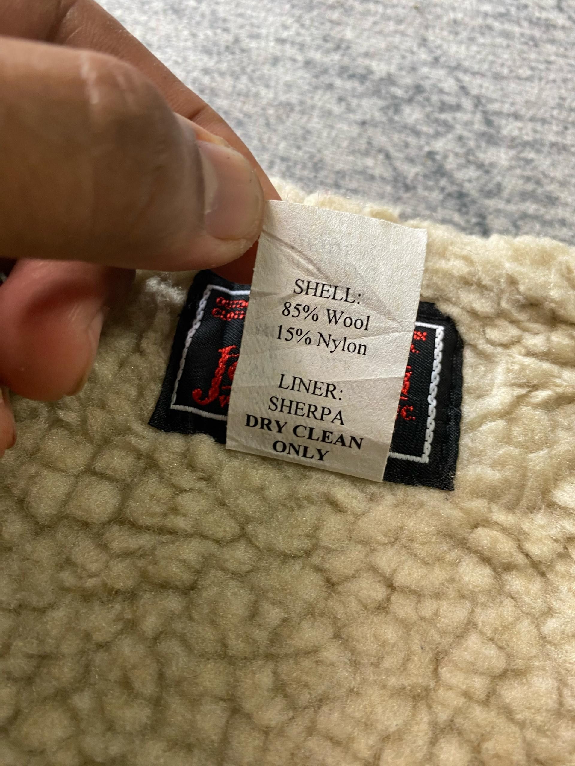 Johnson Woolen Mills Johnson Woolen Mills Plaid Sherpa Lined Vest Size US M / EU 48-50 / 2 - 8 Thumbnail