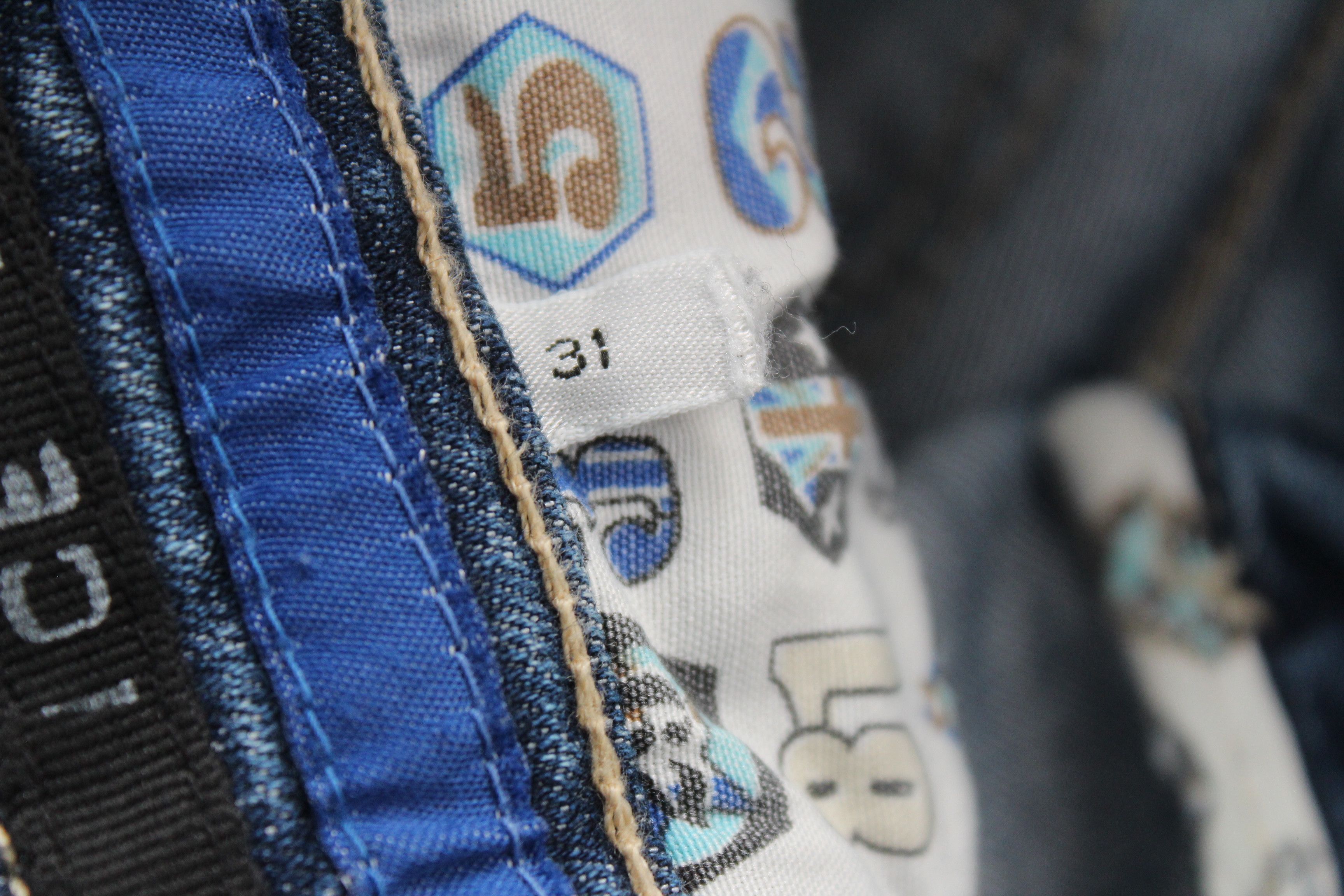 Iceberg Iceberg Indoor Big Logo Blue Distressed Denim Jeans Size 31 Size US 31 - 10 Thumbnail