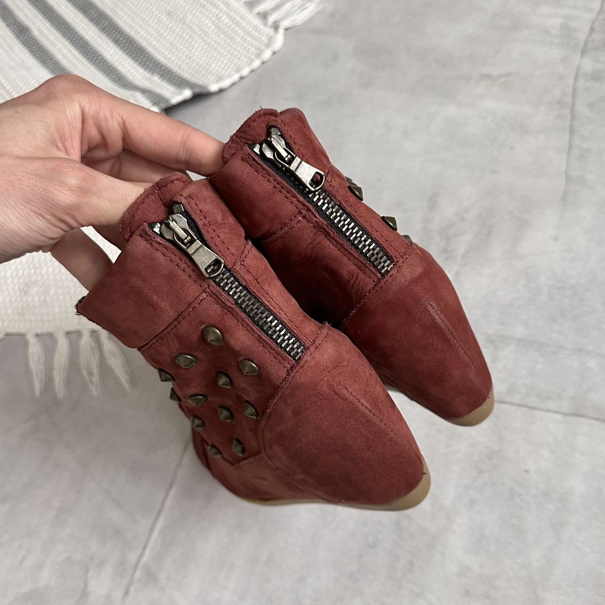 Isabel Marant Studded Wedge Style Isabel Marant Bekett Sneakers Shoes Ash Size US 6 / IT 36 - 7 Thumbnail