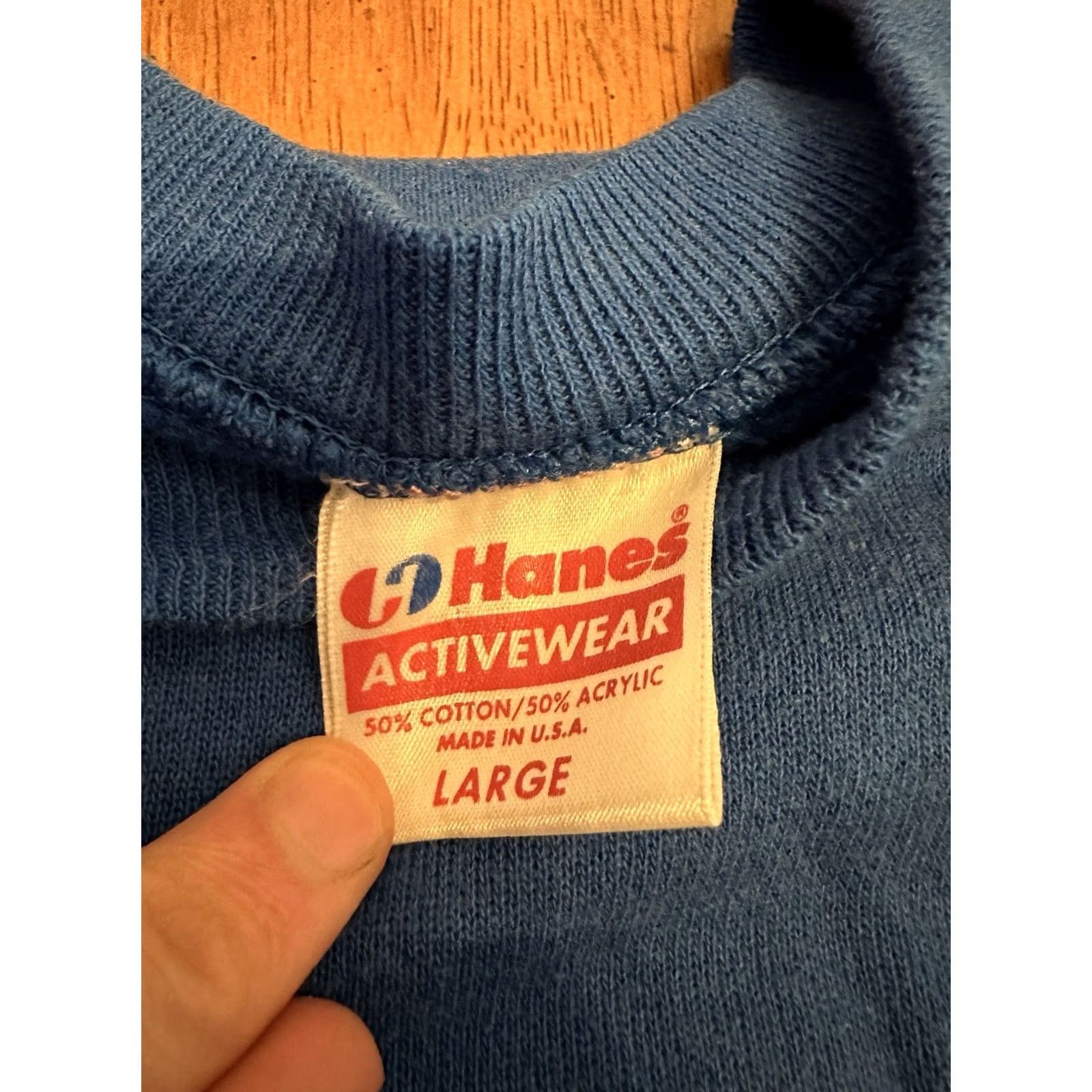 Hanes VINTAGE Hanes Sweatshirt Blue Large 80s Crewneck Mens Size US L / EU 52-54 / 3 - 4 Thumbnail