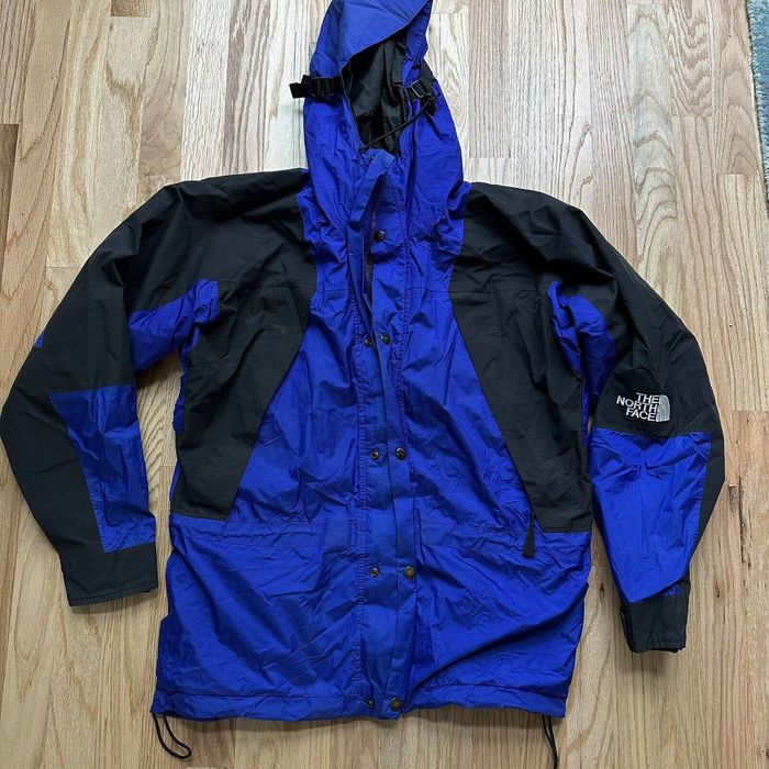 The North Face Vintage 90's The North Face Mountain Light Gore Tex ...