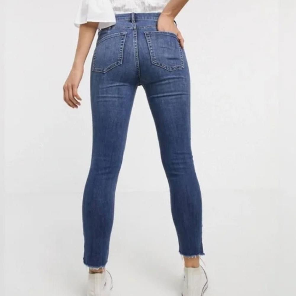 Free People Free People l Garden Party Cross Hem Skinny Jeans Size 28 Size 28" / US 6 / IT 42 - 2 Thumbnail
