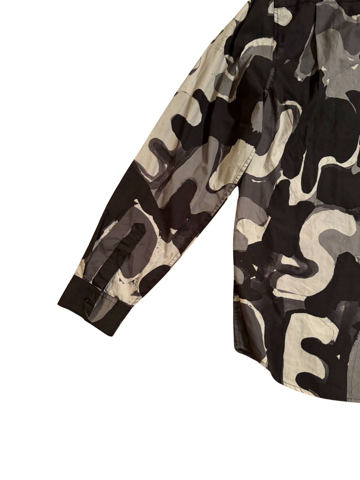 Supreme 🔥2020 Supreme Painted Logo Shirt/Supreme Multicolor Shirt Size US L / EU 52-54 / 3 - 14 Thumbnail