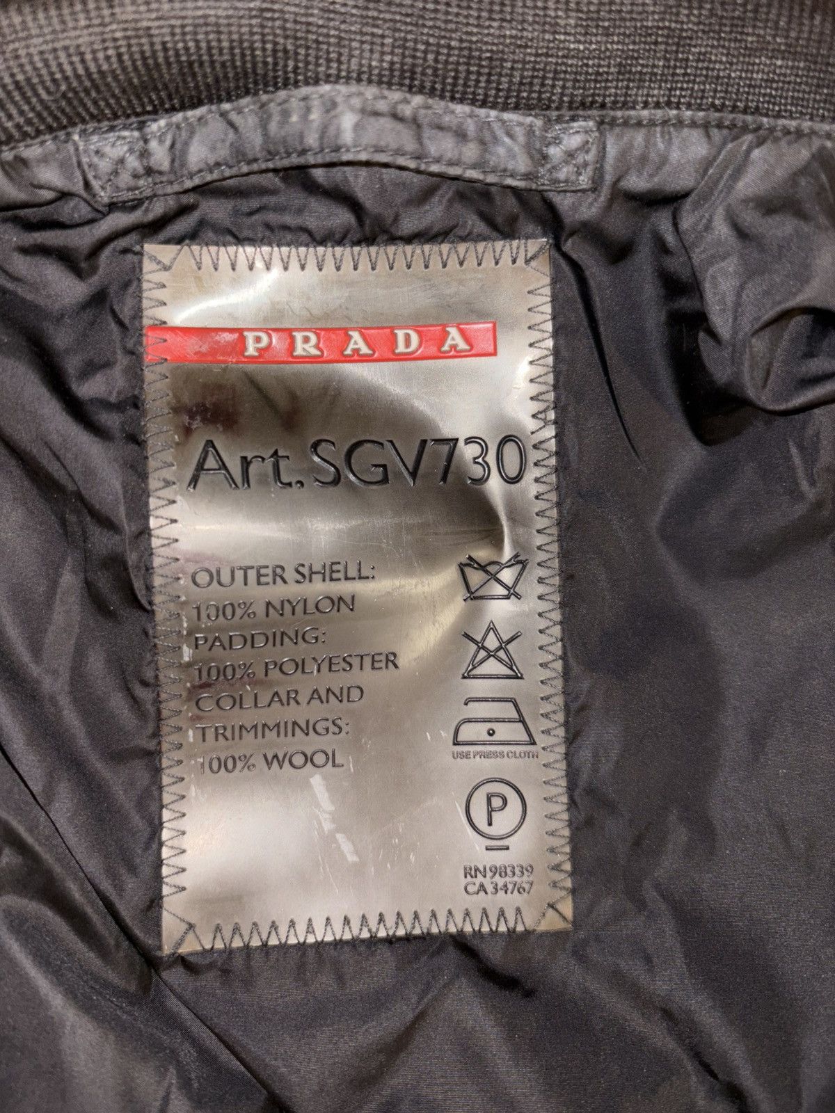 Prada Prada black nylon jacket Size US M / EU 48-50 / 2 - 2 Thumbnail