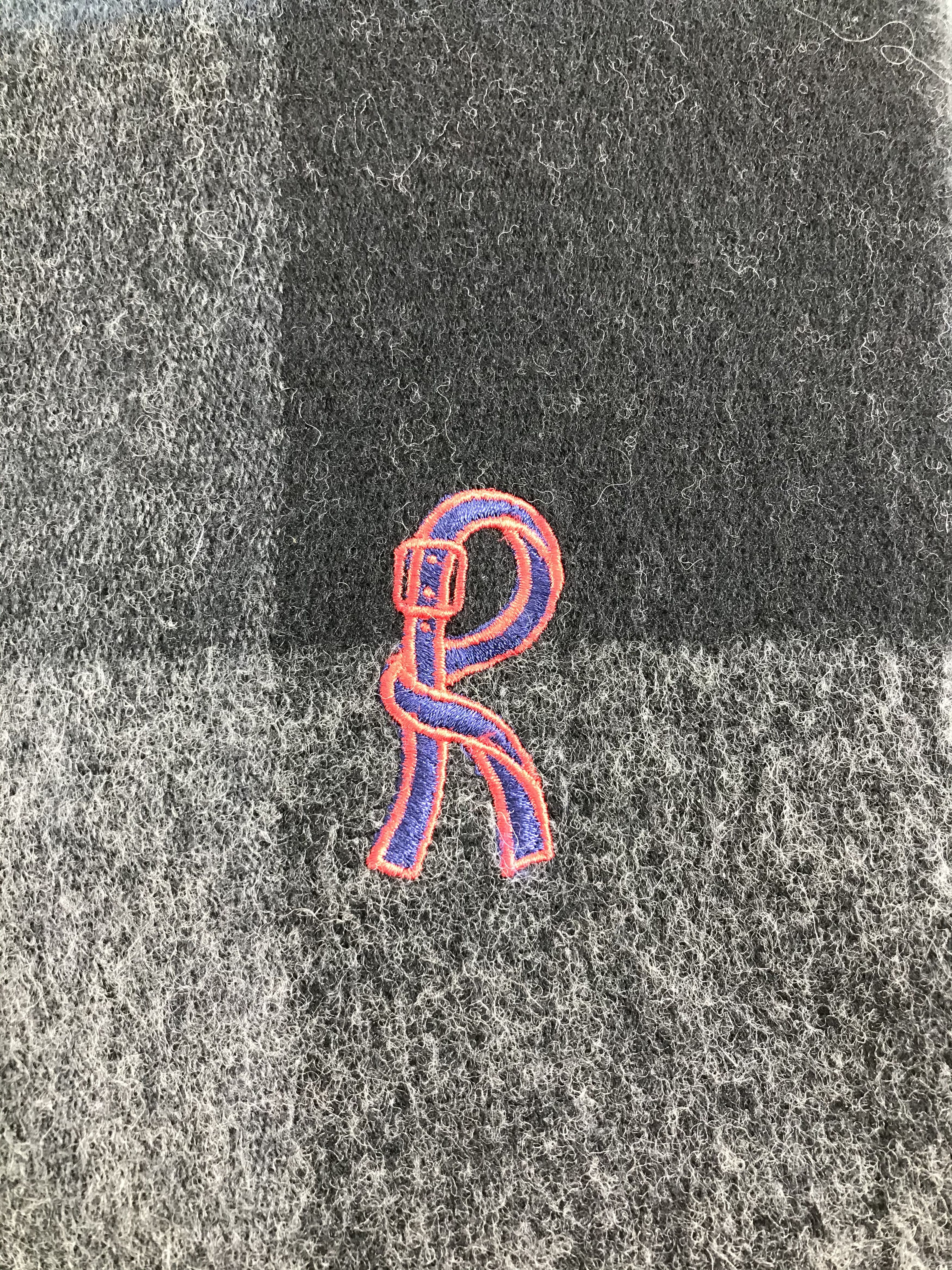 Roberta di Camerino Vintage Roberta Di Camerino Scarf/Muffler/Neckwear MF1220 Size ONE SIZE - 4 Thumbnail