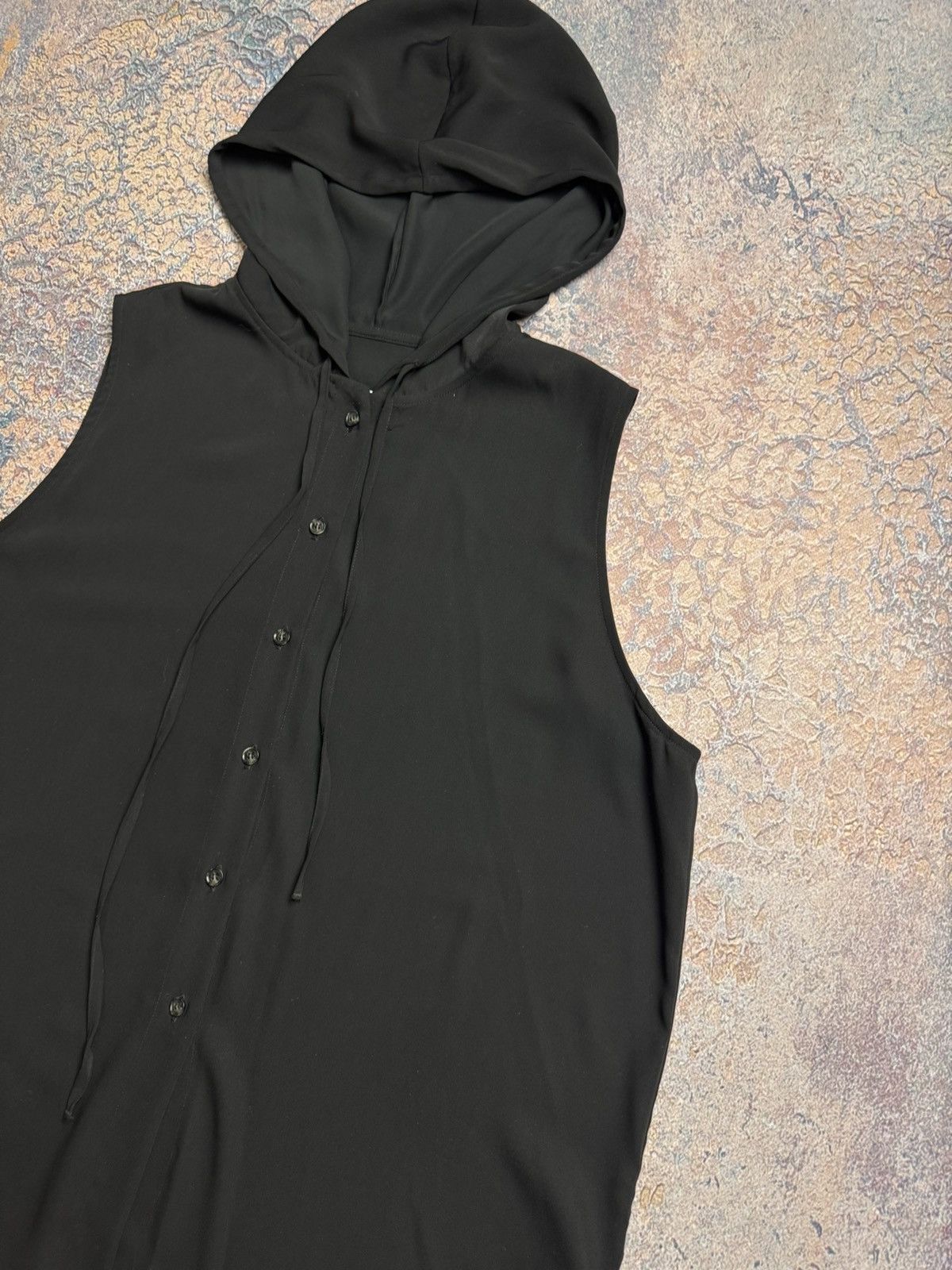 Maison Margiela Vest Maison Margiela MM6 tee t-shirt Y2K Size US L / EU 52-54 / 3 - 9 Thumbnail
