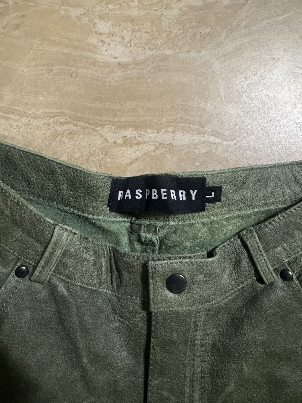 The GV Gallery GV GALLERY LEATHER GREEN SHORTS Size US 34 / EU 50 - 3 Thumbnail