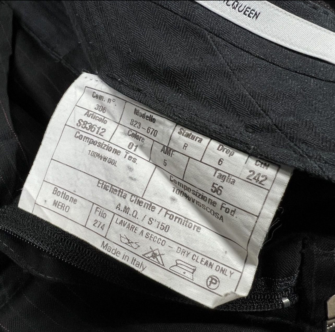 Alexander McQueen Vintage Alexander McQueen Men’s Suit Pinstripe 100% Wool Size 46R - 12 Thumbnail