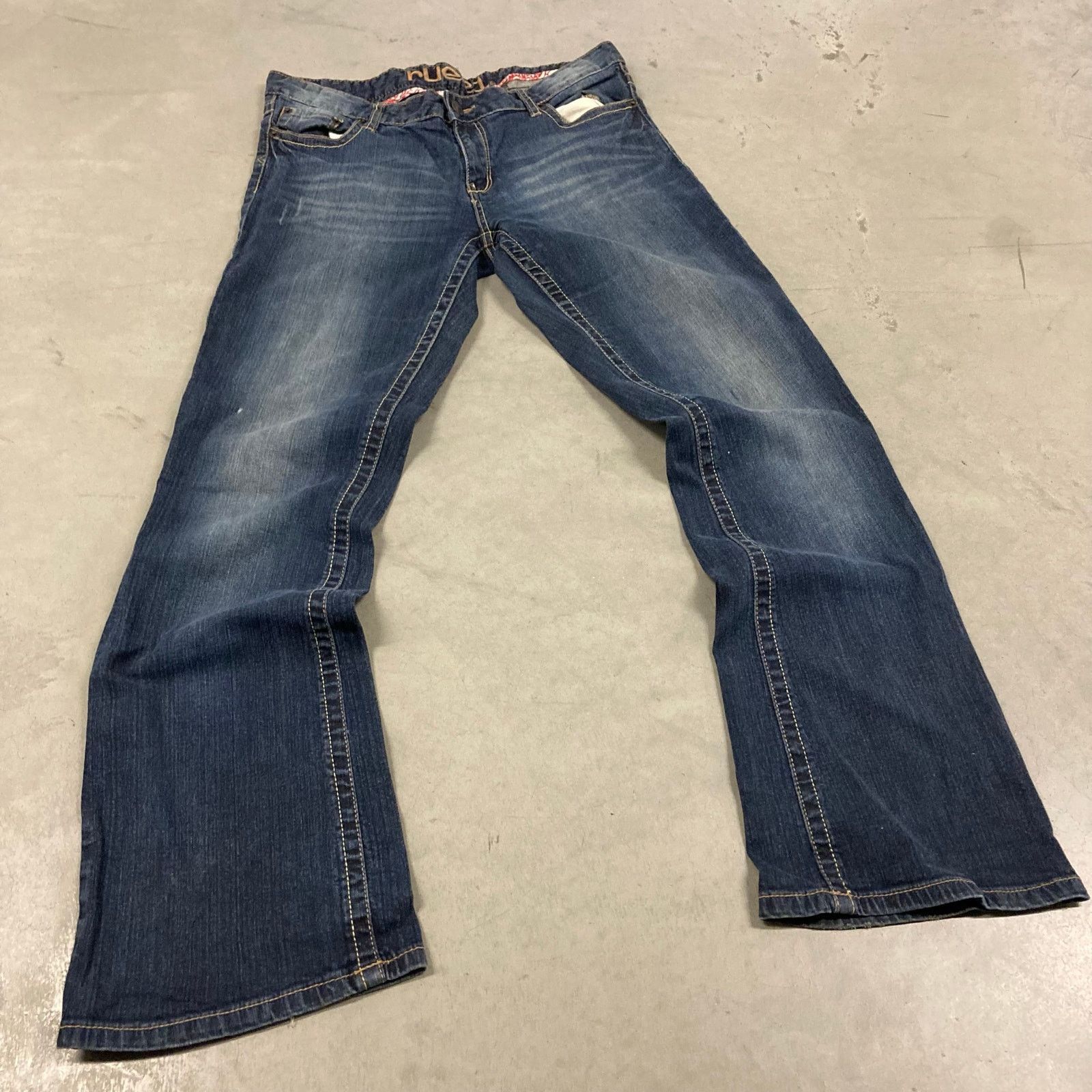 Vintage × rue21 Y2K rue 21 low rise bootcut Jeans 33x32 Size US 33 - 1 Thumbnail