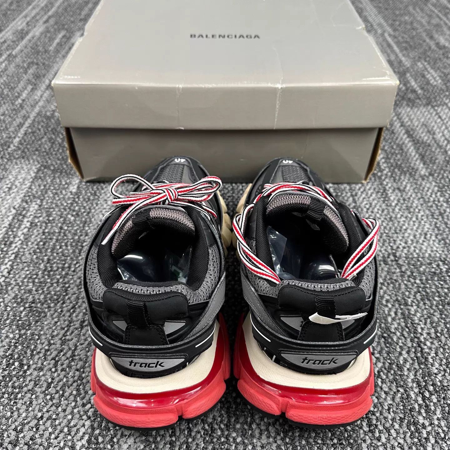 Balenciaga Balenciaga Track 1.0 Black/Red 40 (Excellent Condition) Size US 7 / EU 40 - 3 Thumbnail