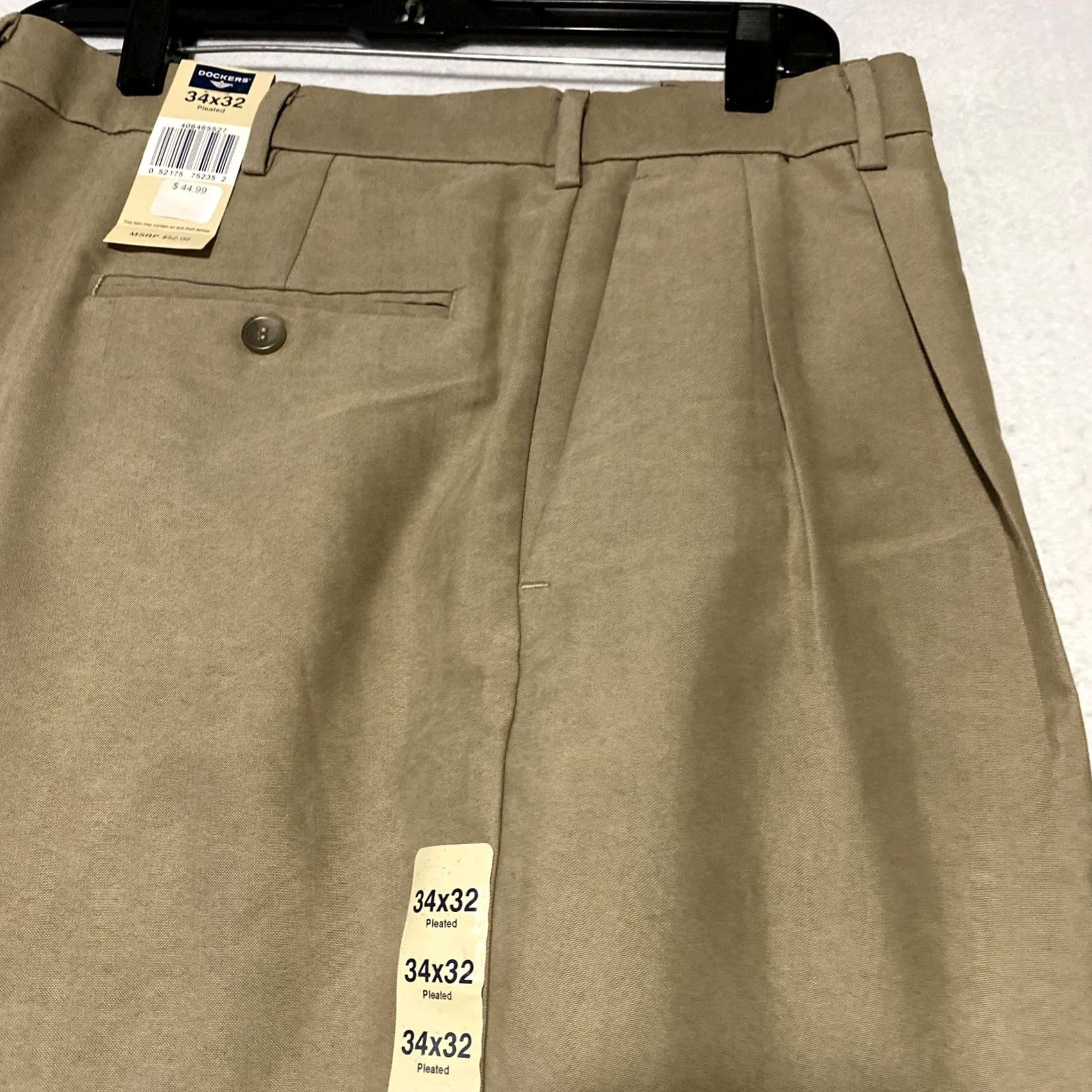 Dockers DOCKERS Pants Mens 34x32 Tan Classic Fit Pleated Front NWT / 29-43 Size US 34 / EU 50 - 4 Thumbnail
