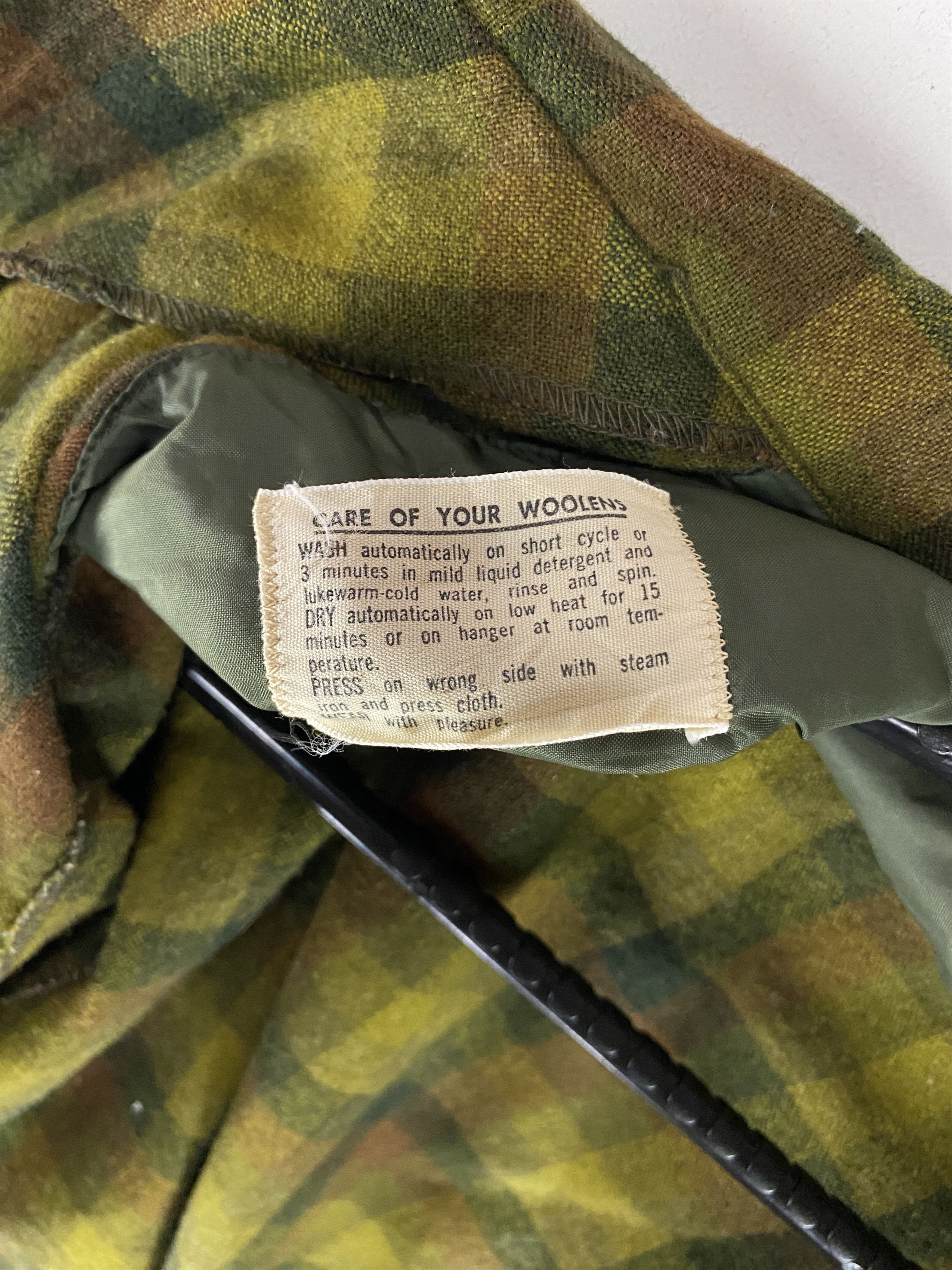 Pendleton 60s Pendleton shadow plaid double flap pocket wool shirt Size US L / EU 52-54 / 3 - 9 Thumbnail