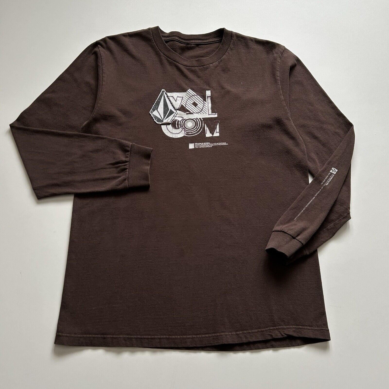 Vintage Volcom T Shirt Medium Y2K Skateboarding Long Sleeve