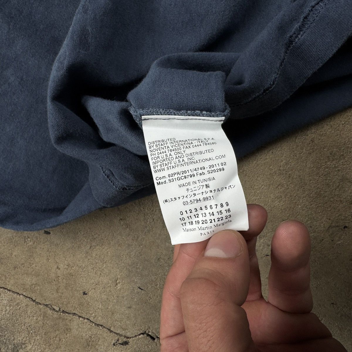 Maison Margiela MAISON MARGIELA AIDS Awareness Tee T-Shirt Garment Dyed Size US L / EU 52-54 / 3 - 9 Thumbnail