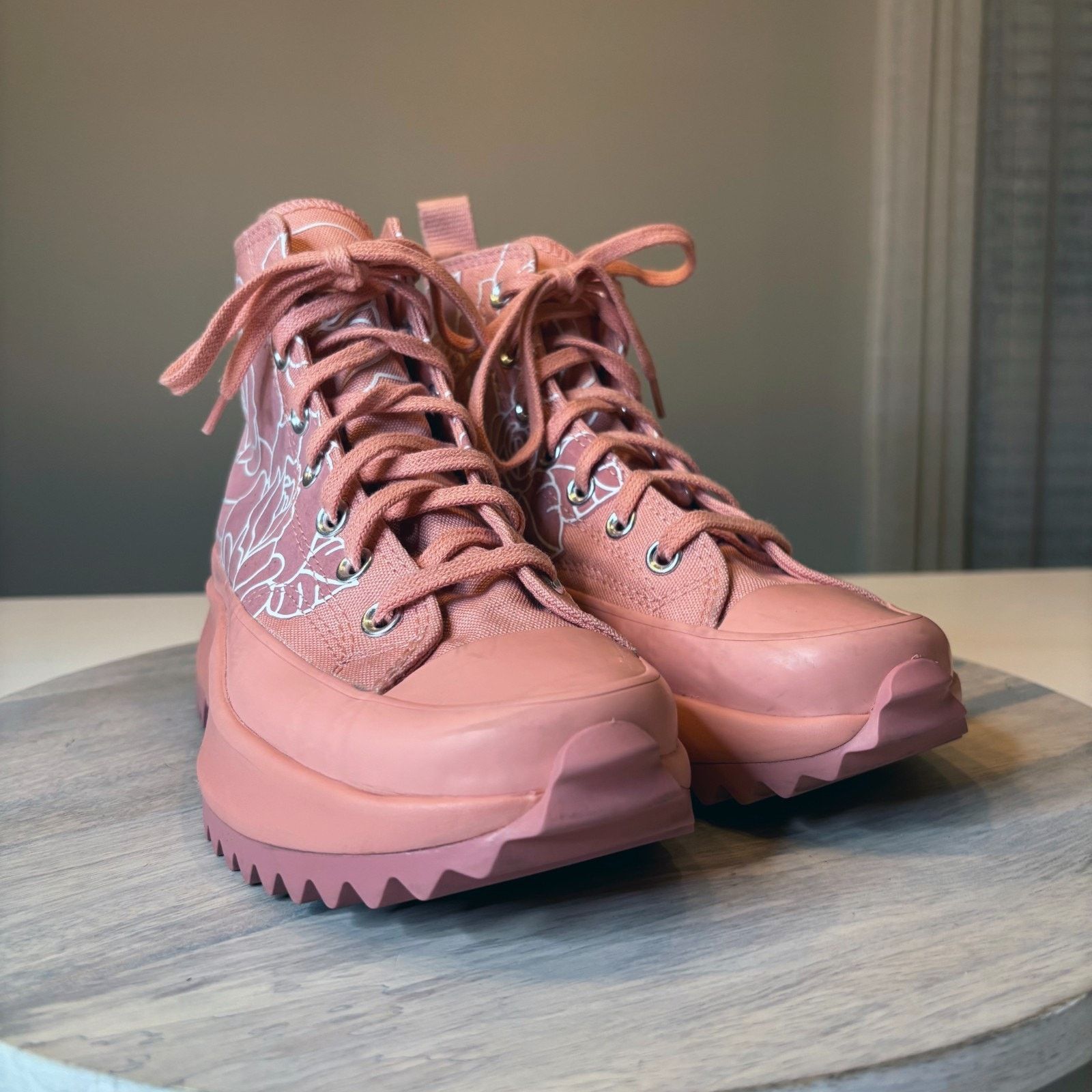 Converse Converse Run Star Hike Pink Quartez Floral Rose US Sz 7.5 Size US 7.5 / IT 37.5 - 6 Thumbnail
