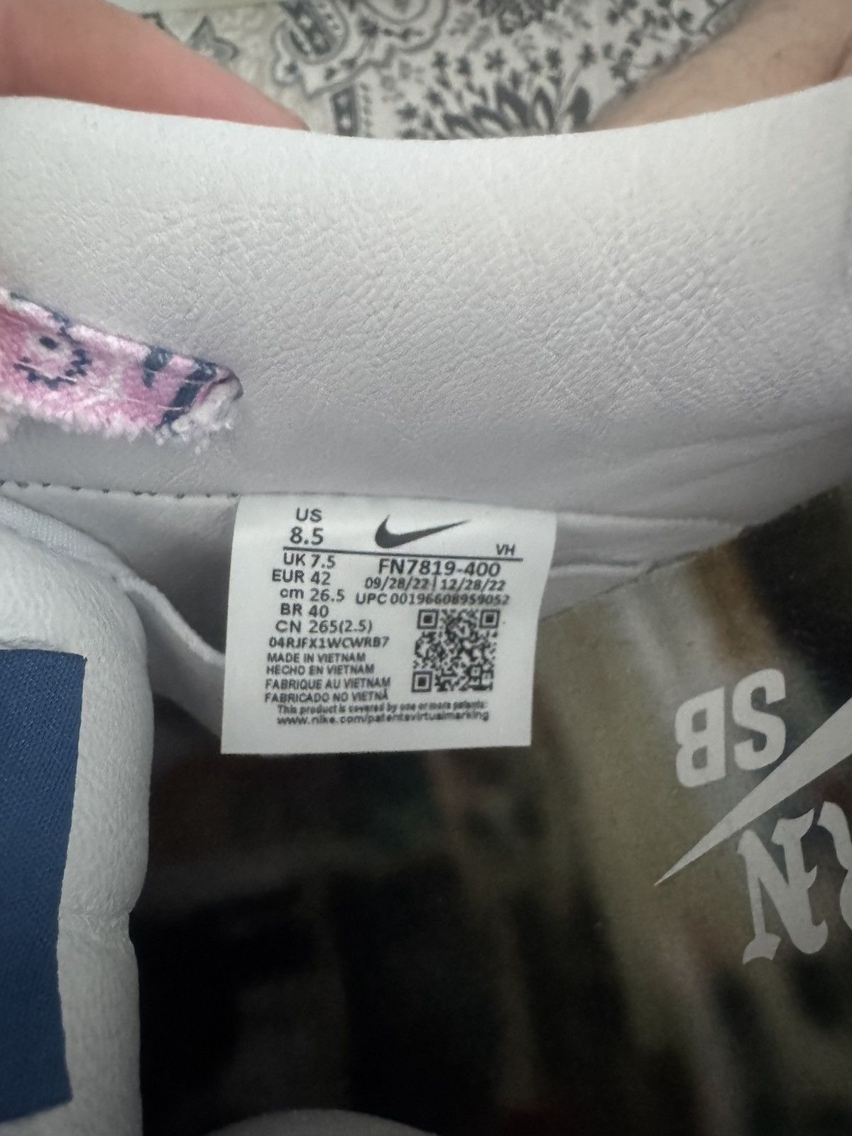 Nike Nike Sb Dunk Low Born x Raised One Block at Time 8,5US Size US 8.5 / EU 41-42 - 6 Thumbnail