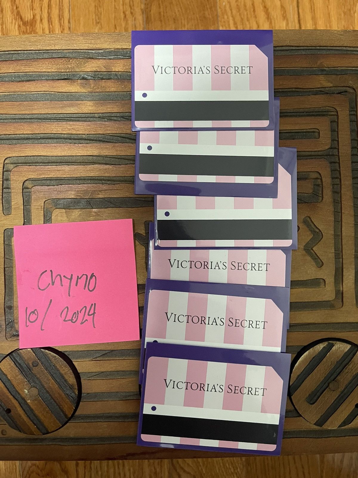 Victoria's Secret Victoria’s Secret Metrocards Size ONE SIZE - 4 Thumbnail