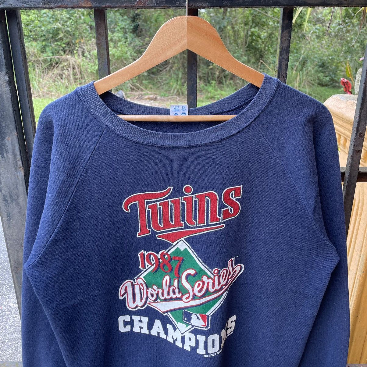 Champion × MLB × Vintage 🔥Vintage 1987 Champion MLB World Championship Sweatshirts Size US M / EU 48-50 / 2 - 4 Thumbnail
