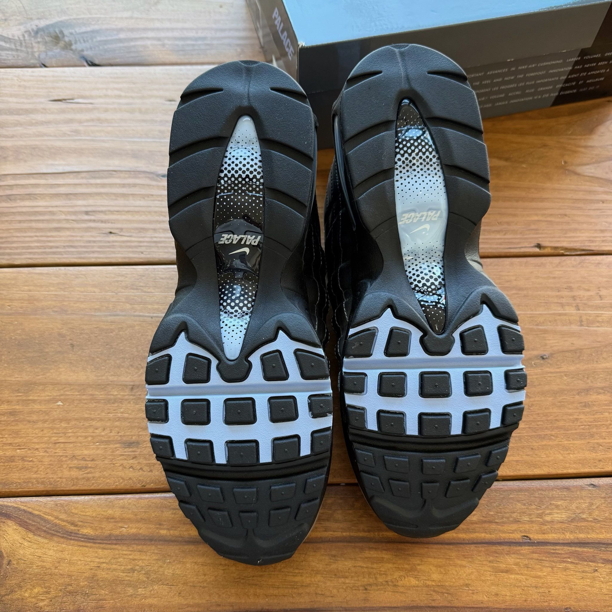 Palace Palace x Nike Air Max 95 'Big Bubble - Metallic Silver' Size US 10.5 / EU 43-44 - 7 Thumbnail